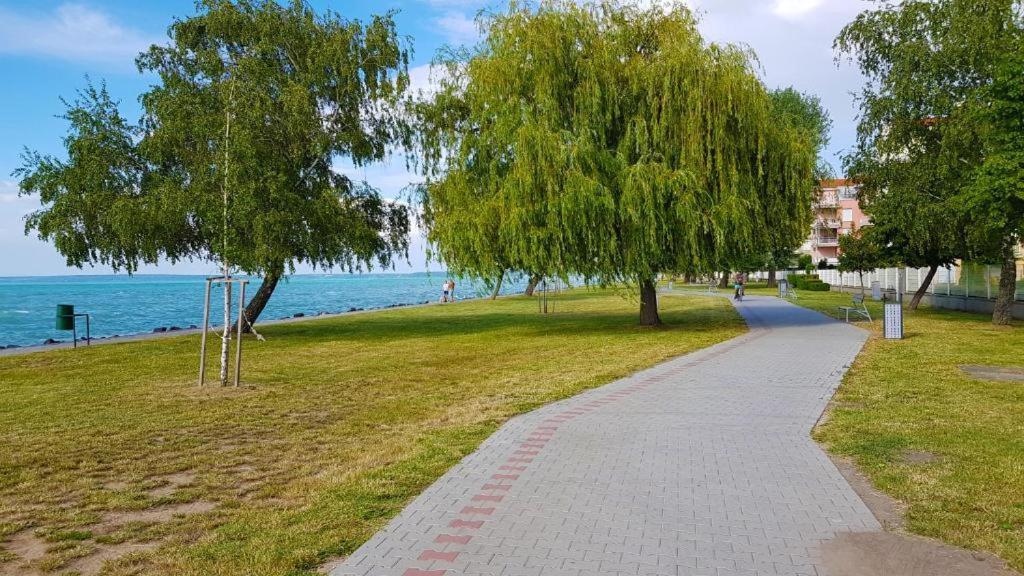 Gruber Apartman Siofok Luaran gambar